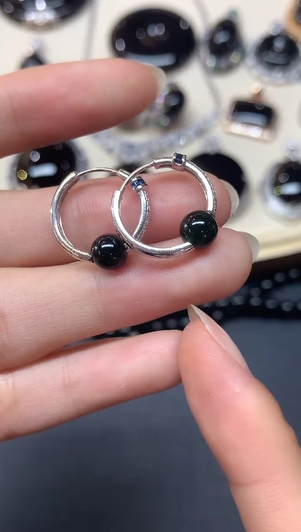 18K金镶嵌翡翠耳饰墨翠耳饰|3500多样性发其一