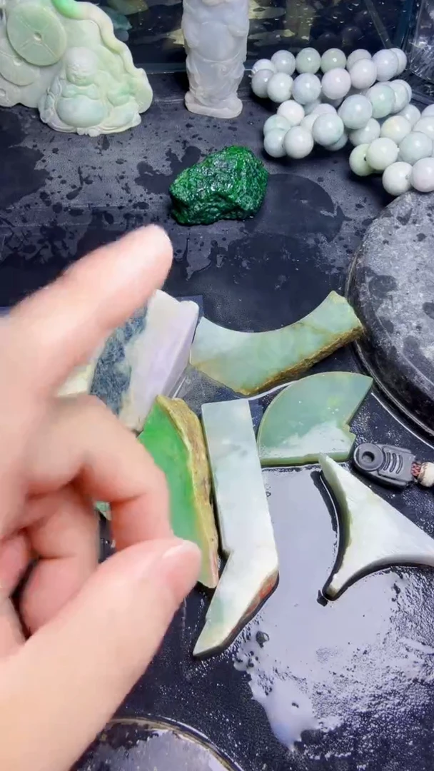 未镶嵌挂件翡翠天然翡翠064