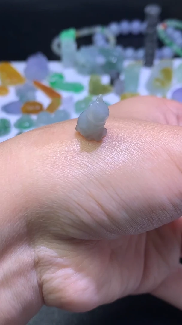 未镶嵌定制翡翠毛货