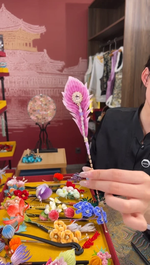 【闪购商品】刺绣非遗绒花（发饰）