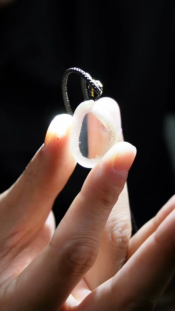 吊坠(赠链)未镶嵌水晶水晶