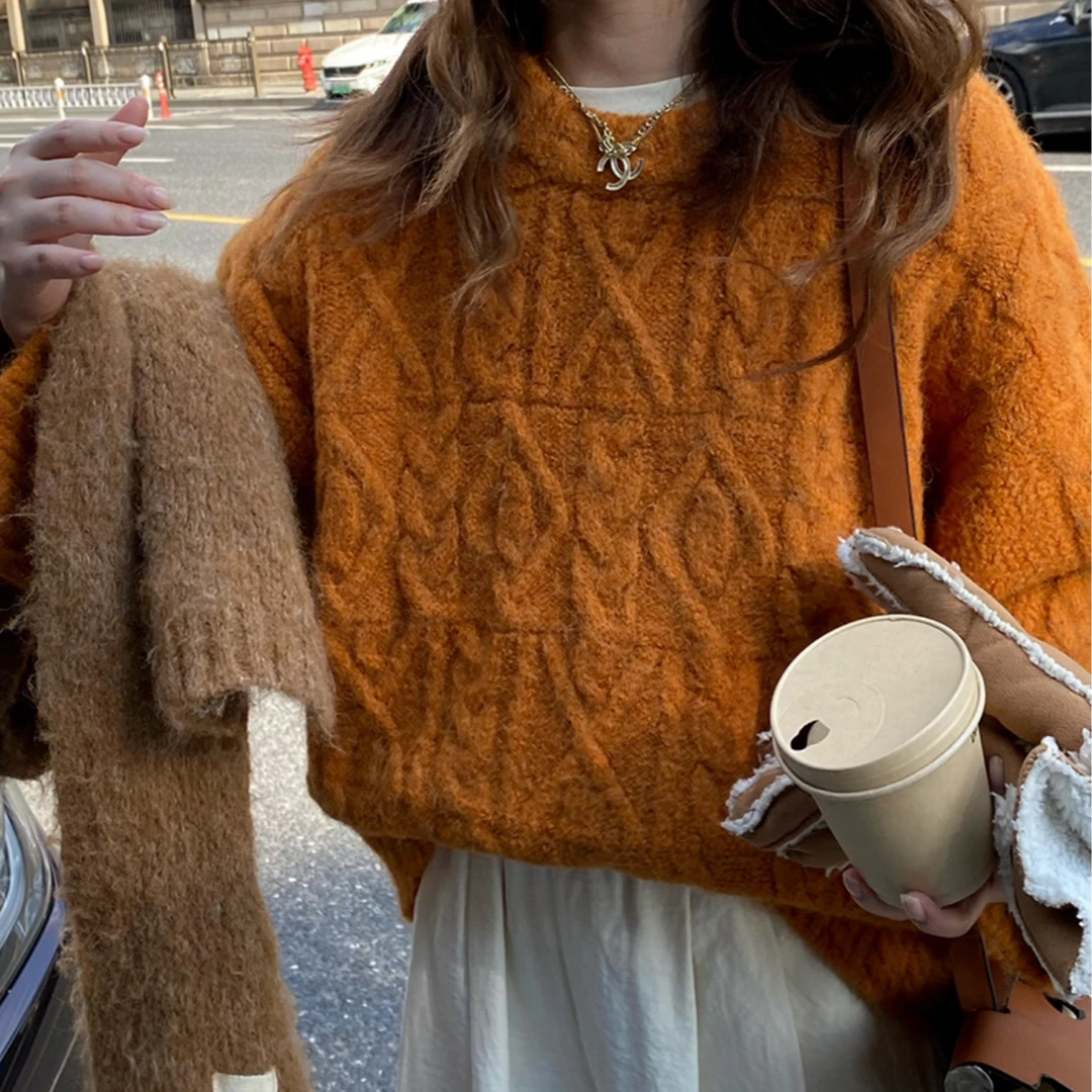 NGGAI 2024秋冬新款纯色大麻花针织套头上衣圆领毛衣