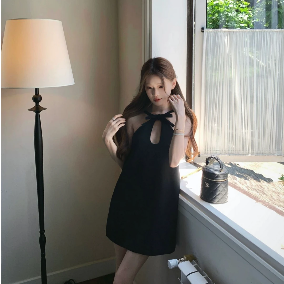 2025夏季新款无袖时尚套头日系复古甜美清新小众裙子吊带连衣裙女