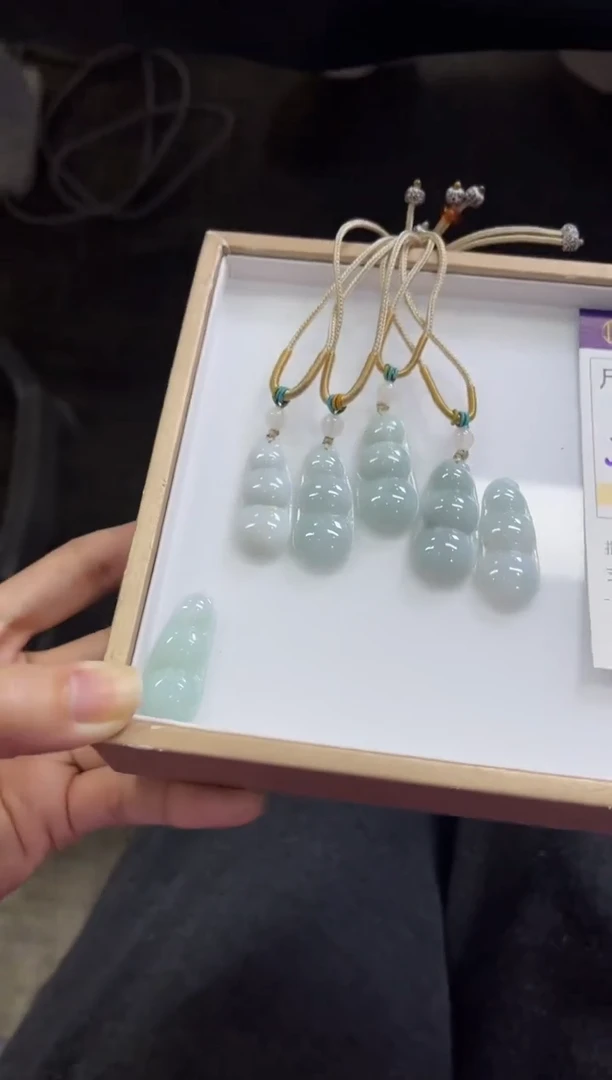 颈饰未镶嵌翡翠A380/多样性发一件/配绳子