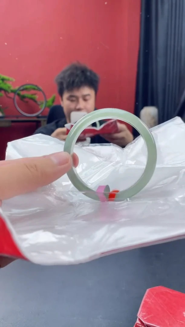 未镶嵌手镯翡翠10
