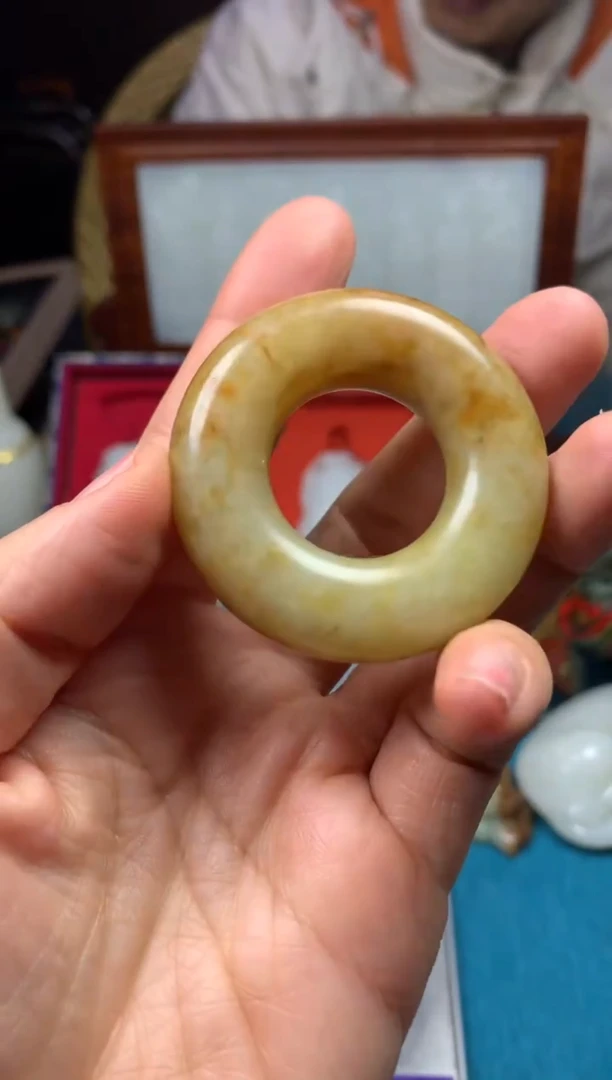 颈饰未镶嵌和田玉拍一发一