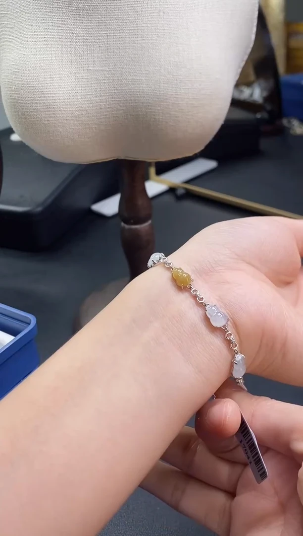 颈饰银S925镶嵌翡翠17041