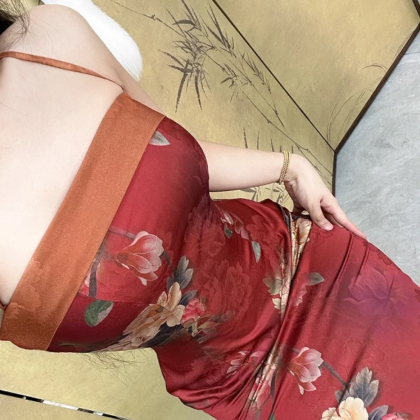 LHMknk1活动画报夫人原创自制国风重磅提花缎面吊带连衣裙 彩女