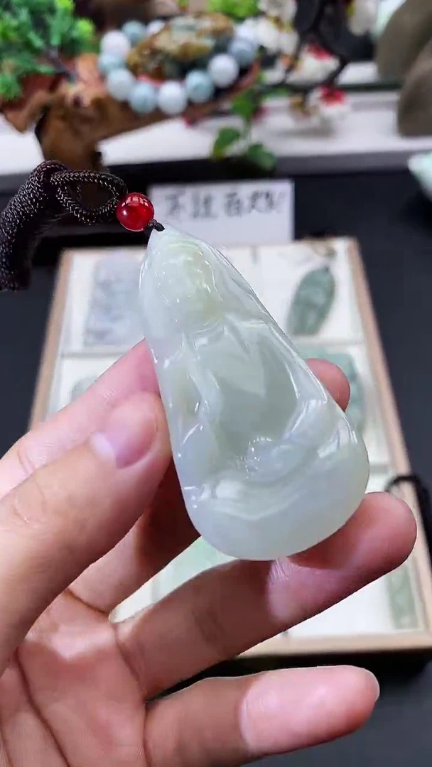 颈饰未镶嵌翡翠天然缅甸A货翡翠