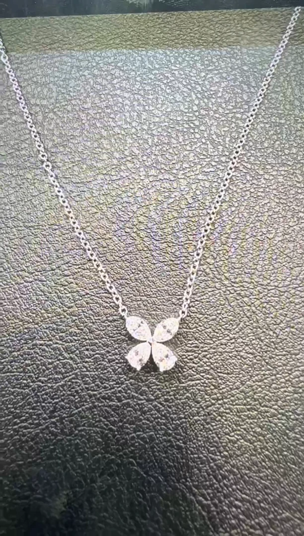 实验室培育钻石18K金镶嵌颈饰蝴蝶项链精致款