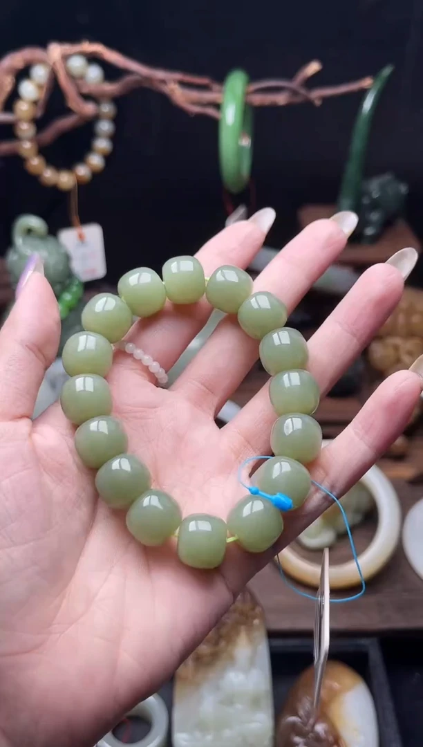 手串未镶嵌和田玉卡13若羌黄口 老型9009062