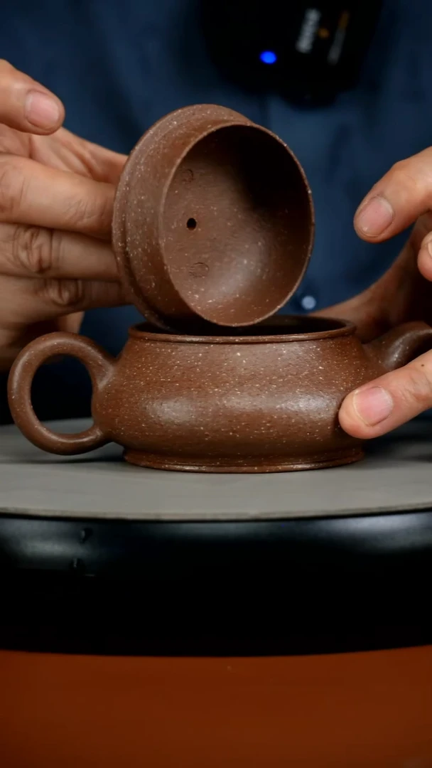 茶壶紫砂李传荣七彩段光素明炉180CC