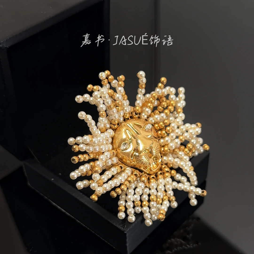 铜合金仿珍珠戒指 小狮串珠设计师款高货高级感戒指5565