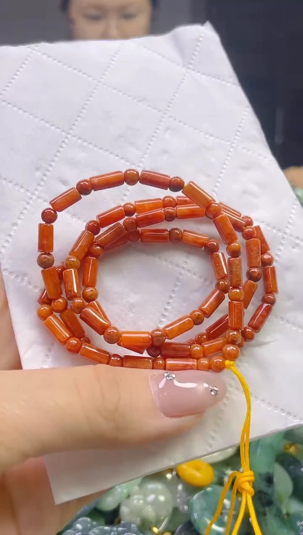 翡翠未镶嵌颈饰/E/翡翠A货,一件也是批发价