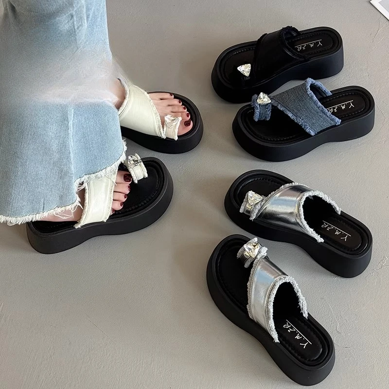 时尚女拖鞋女夏外穿2025新款潮流复古时尚水钻套趾厚底增高凉拖鞋