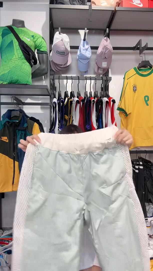 1500 编码 耐克卫衣服饰过款为准 尺码XL