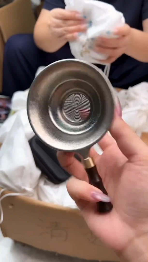 钛茶漏冰晶