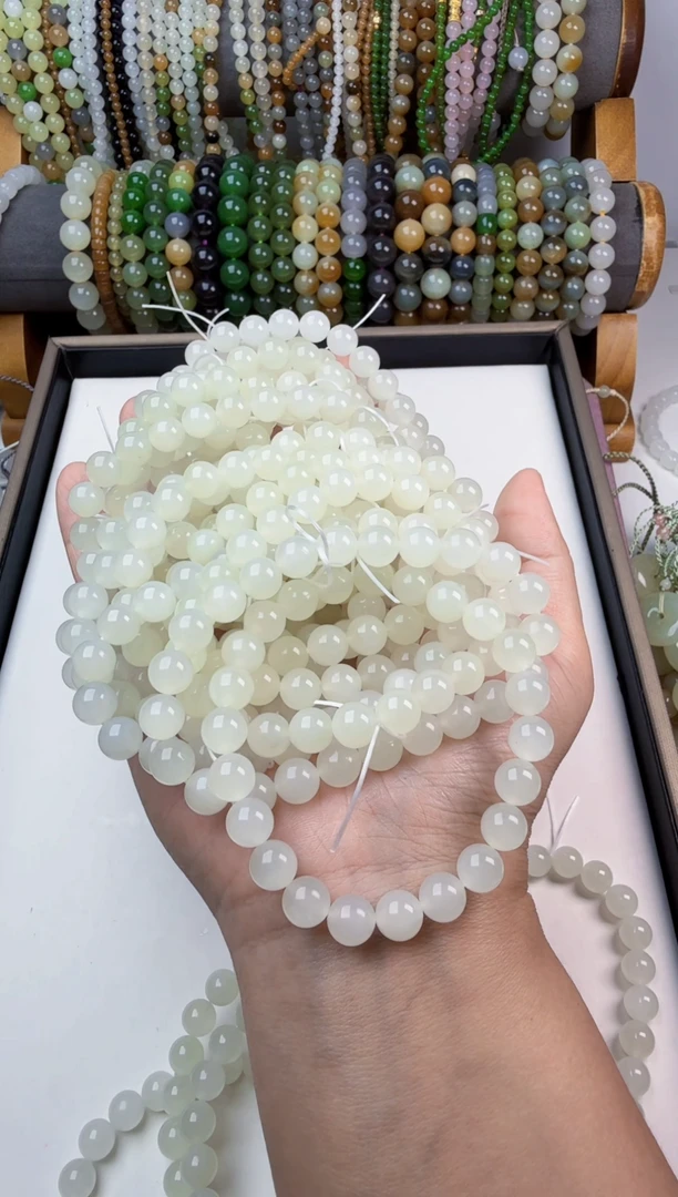 未镶嵌手串和田玉8mm手串多样性发其一