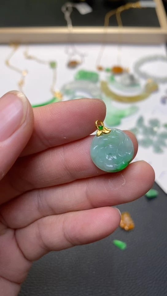 翡翠18K金镶嵌吊坠(不含链)翡翠净货32484