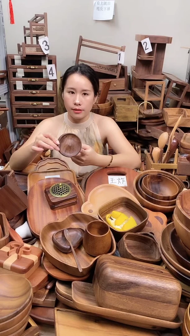 北美黑胡桃木圆形线香底座