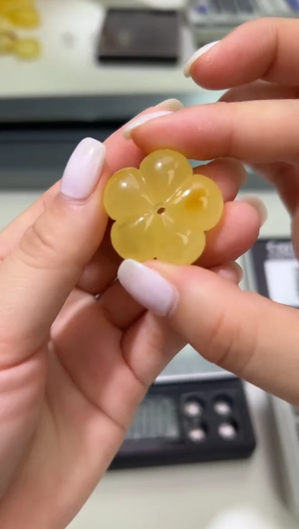 裸石琥珀未镶嵌琥珀蜜蜡吊坠