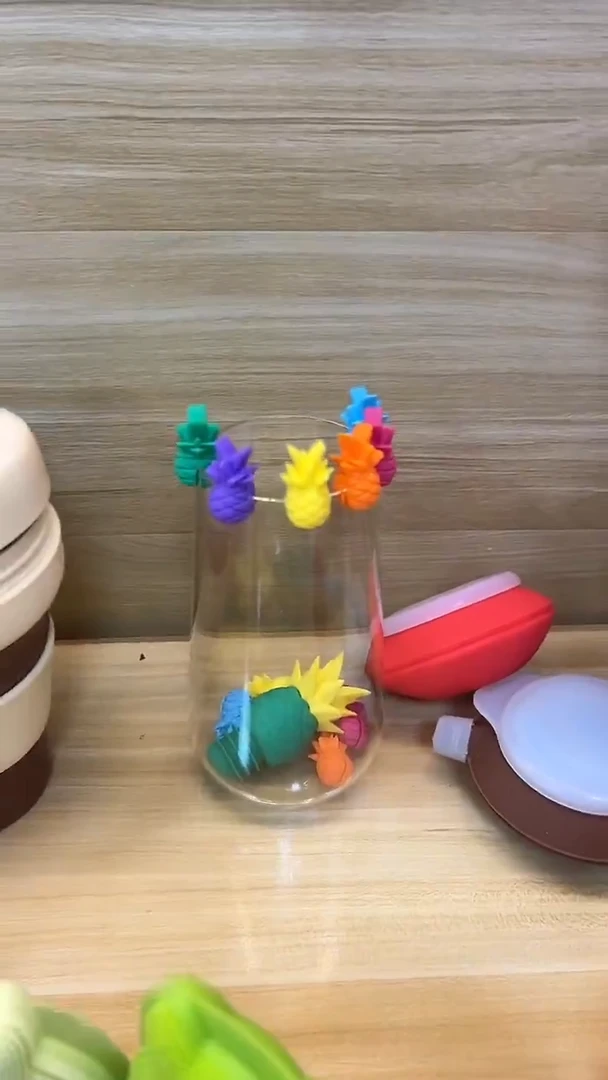 硅胶1个酒瓶塞+6个菠萝