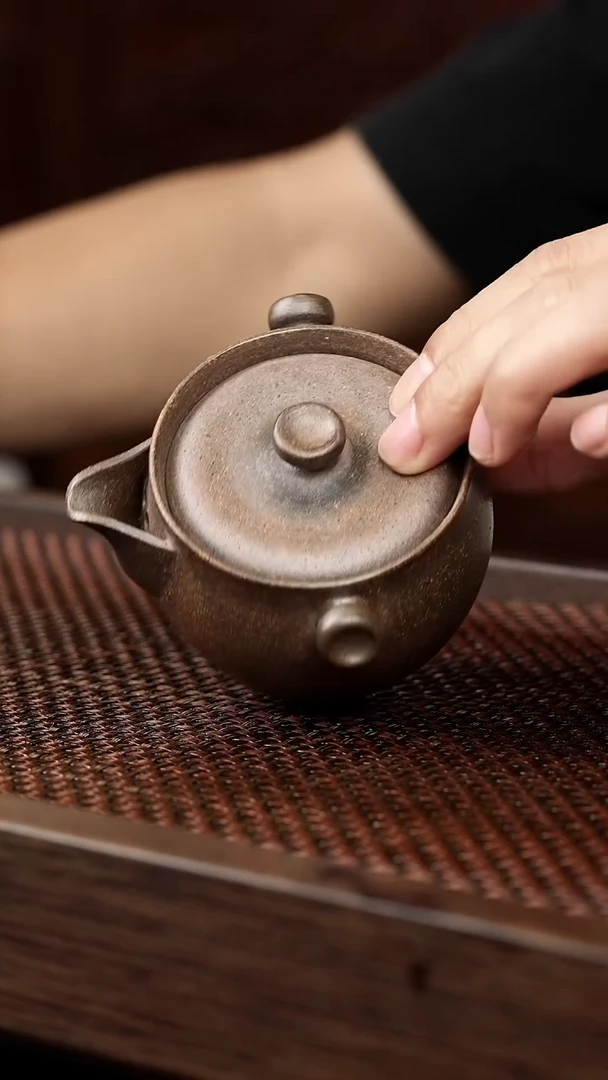 茶壶紫砂岩中泥三元宝瓶