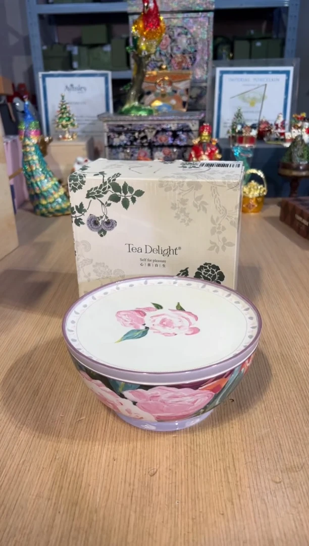 【闪购商品】杯82油画带盖面碗（玫瑰集）