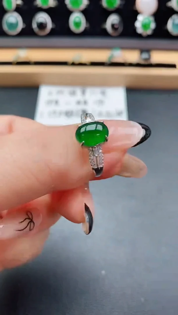 银S925镶嵌戒指翡翠1
