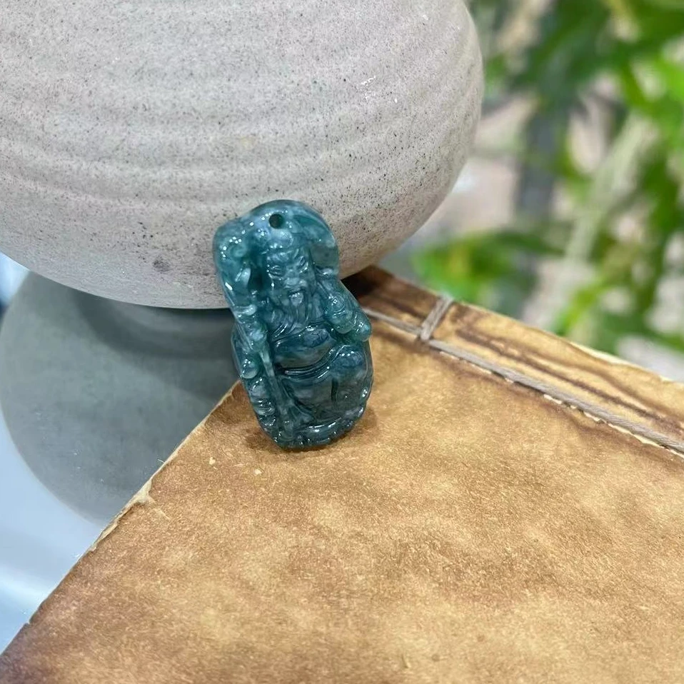 翡翠A货 危 关公吊坠 穿绳-905171