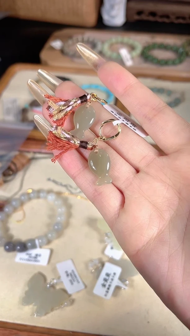 银S925镶嵌和田玉耳环多样性发其一对孤品默认微瑕