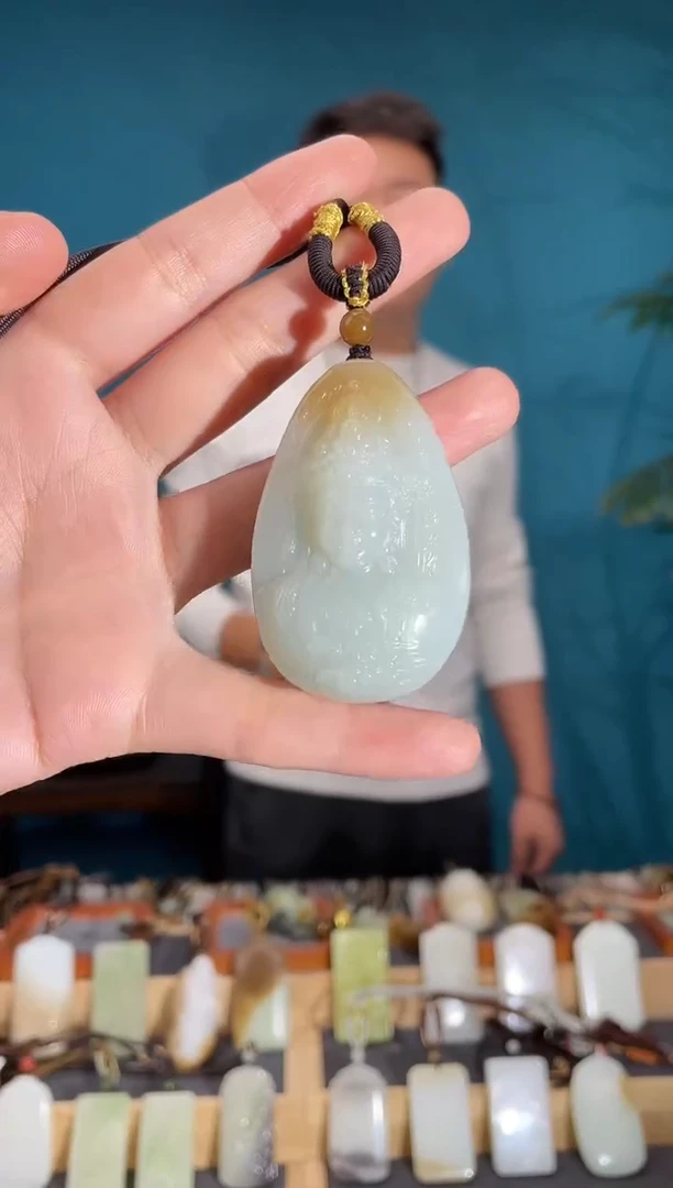 颈饰未镶嵌和田玉1