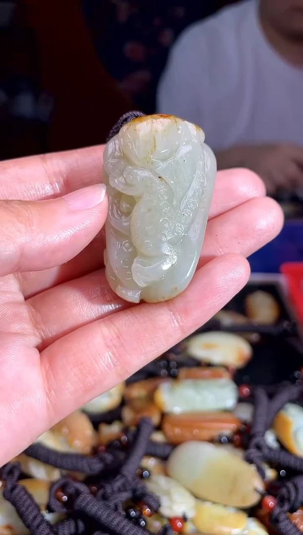 和田玉未镶嵌挂件1