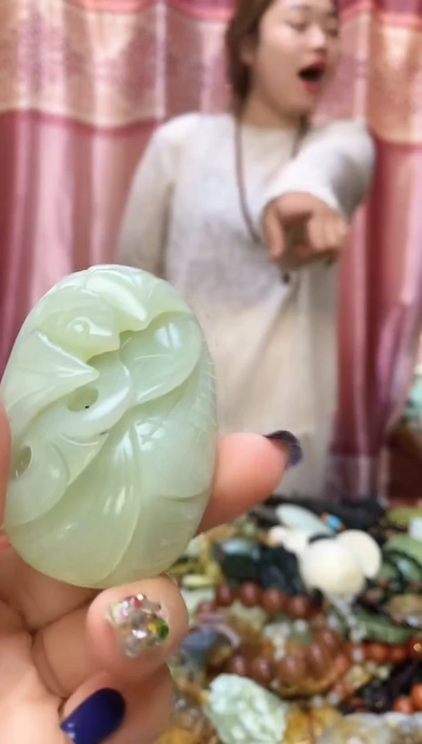 未镶嵌岫玉手把