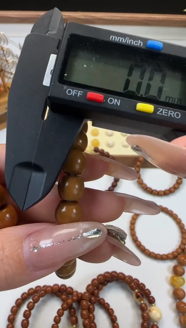 手串桃核爱***，9+猴头老型