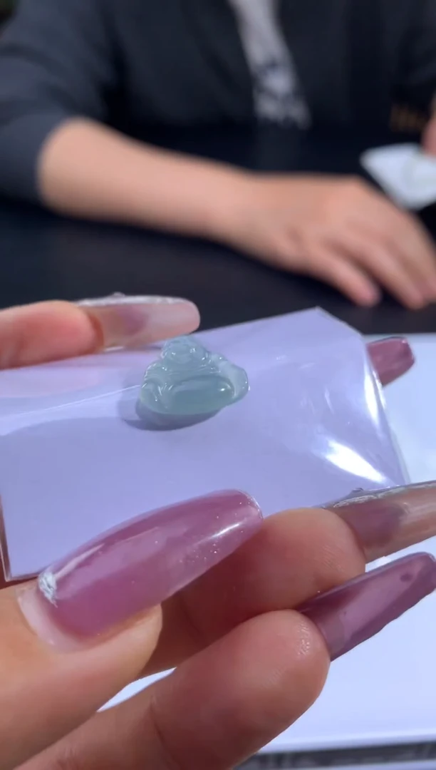 未镶嵌定制翡翠莫*翡翠