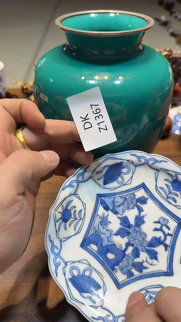 瓷片静*哈哈哈哈哈1367