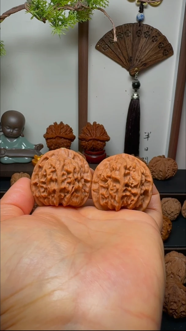 把件文玩核桃天地货头 二爷帽货头 边39