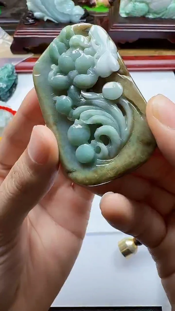 吊坠(不含链)未镶嵌翡翠1