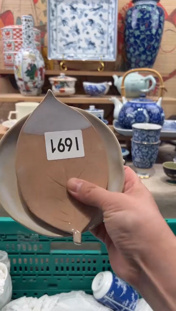 瓷片垦**壳瓷片------I691