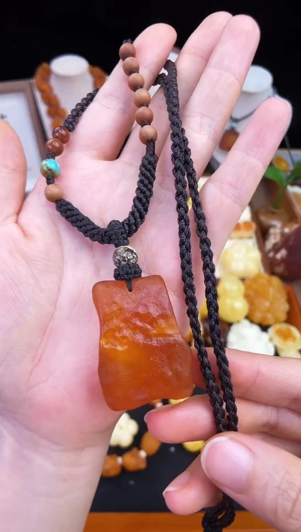 琥珀未镶嵌珠宝奇石柒月