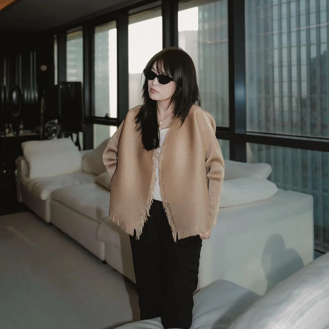 新款绣花字母薄款宽松立领时尚运动风百搭 三宅上衣