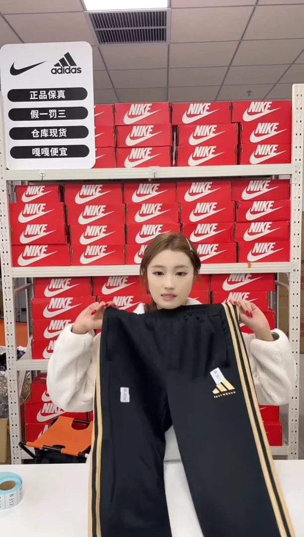 编码301 尺码 m胸围衣长 正品