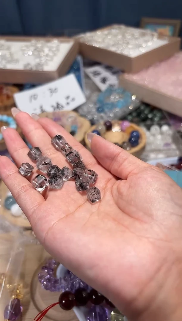 未镶嵌手串水晶R83闪灵方糖一个