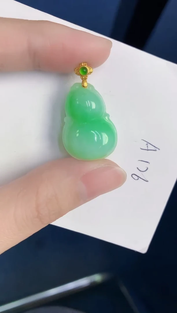 颈饰未镶嵌翡翠天然翡翠缅甸A货