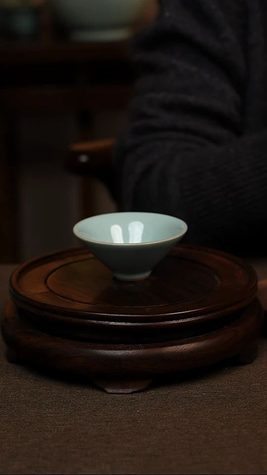 瓷片天青色斗笠杯60ml微瑕不带礼盒