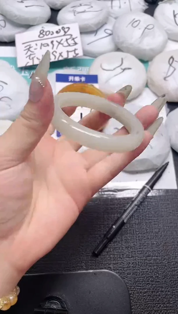 未镶嵌手镯石英质玉539-54