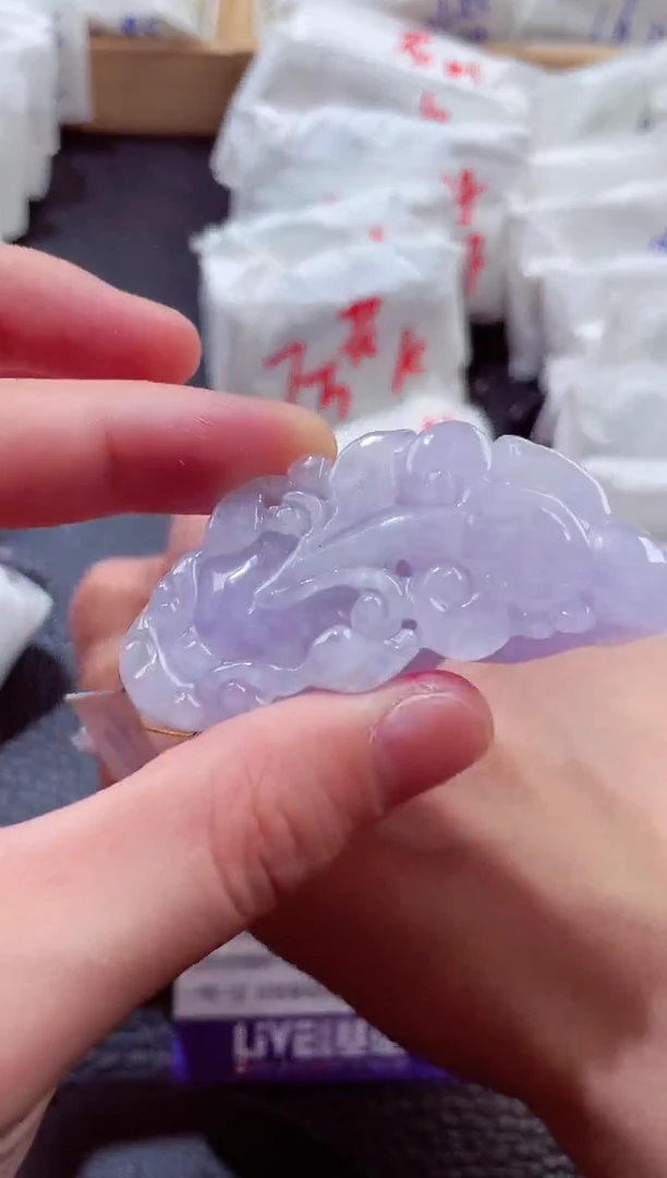 翡翠未镶嵌颈饰00002226