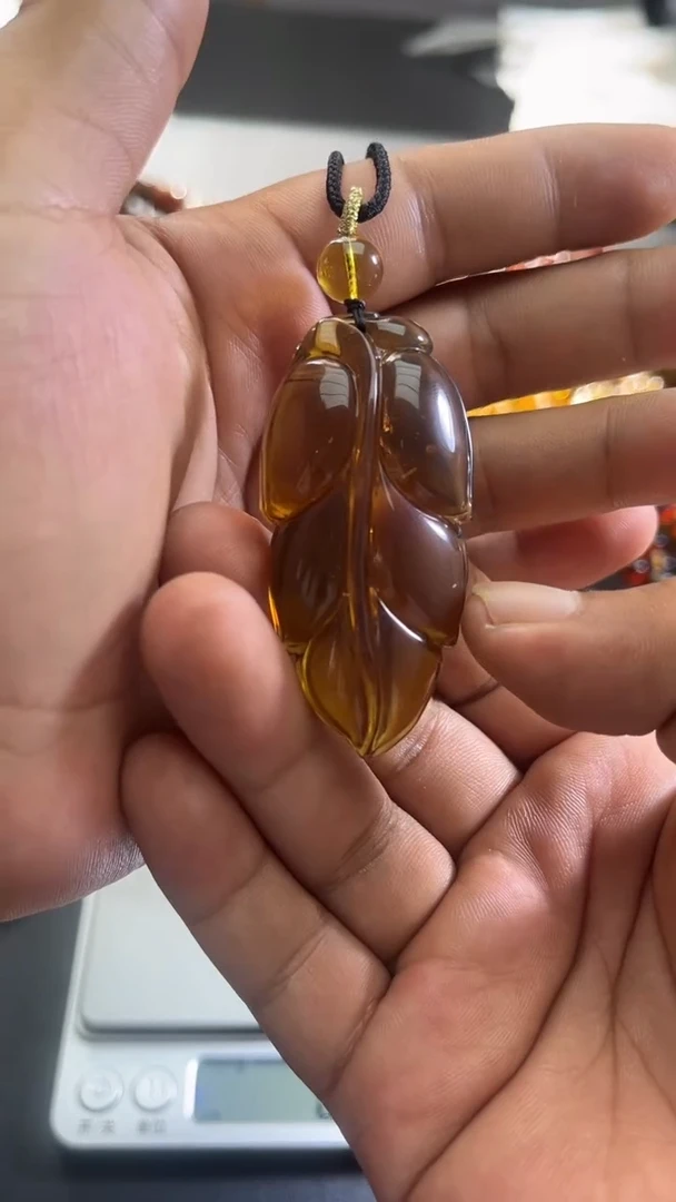 裸石琥珀未镶嵌18