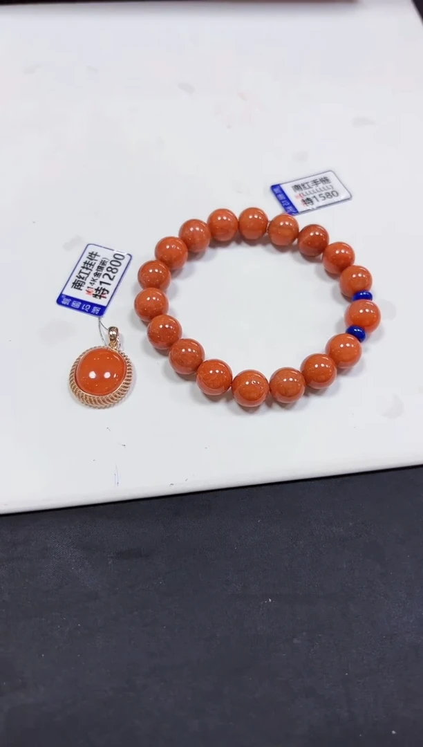 颈饰14K金镶嵌南红玛瑙挂件手链